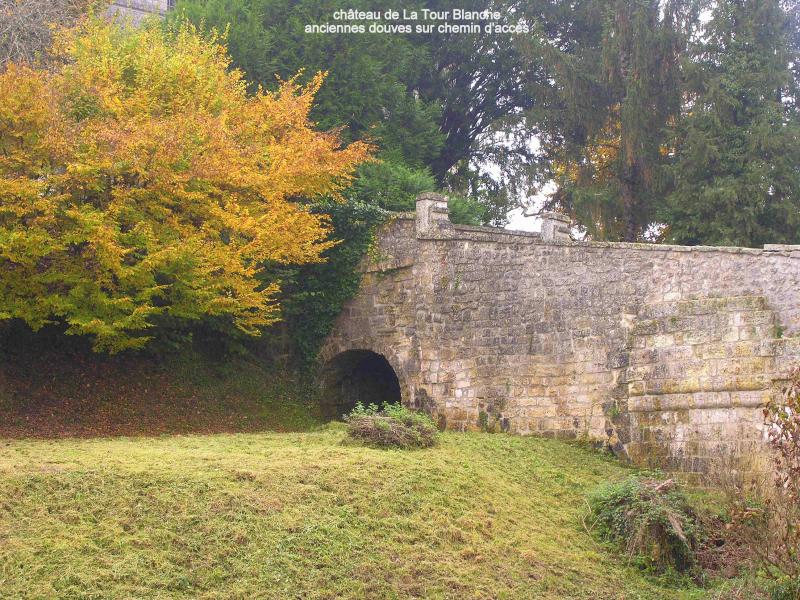 château - les  douves